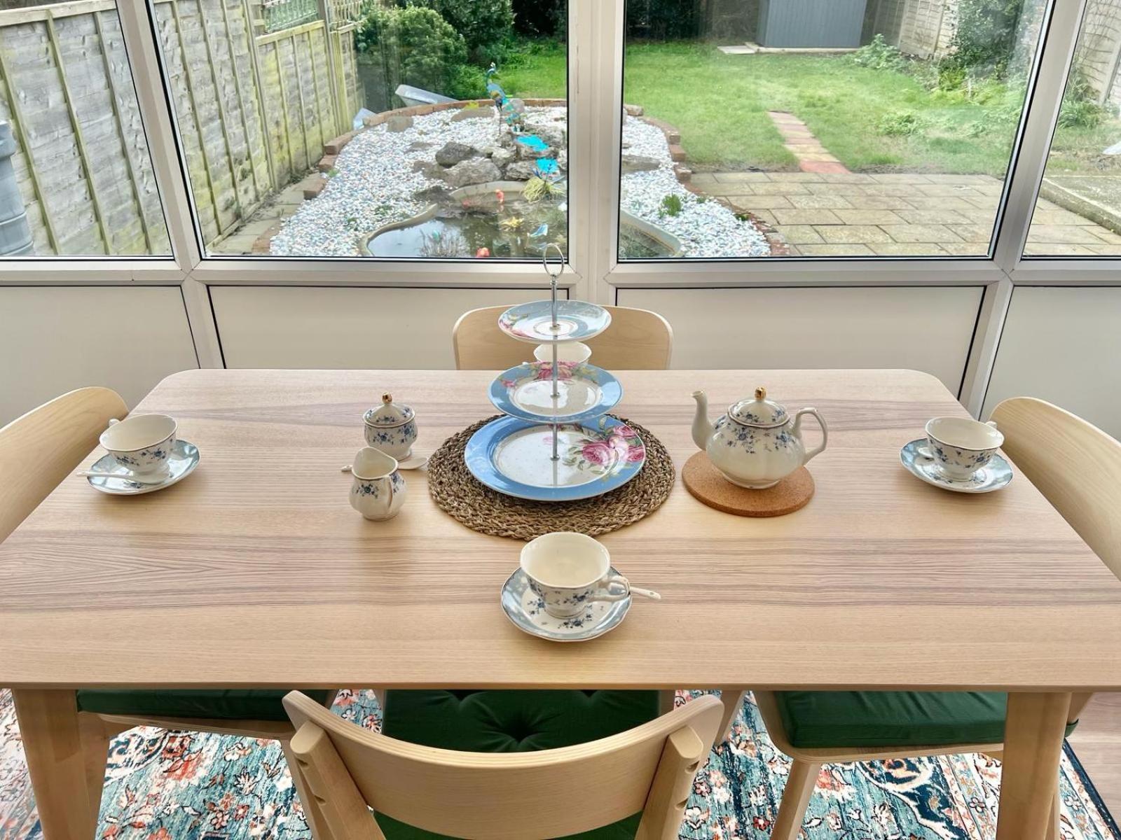 Betty'S Bungalow 랜싱 외부 사진